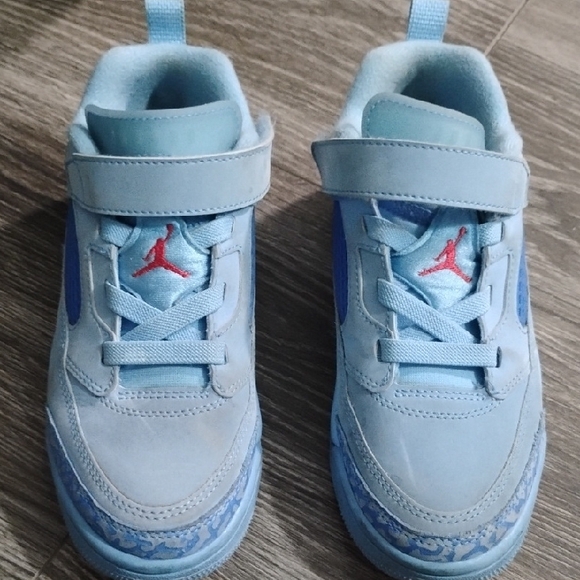 Kids Blue Athletic Shoes - Picture 2 of 10